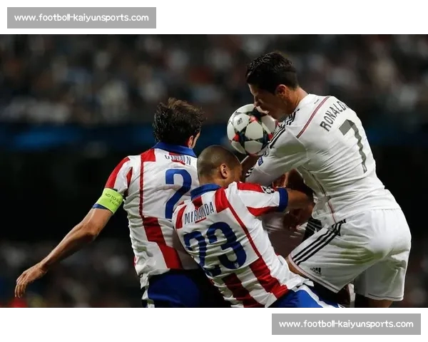 帕尔梅拉斯铁卫加时染红！116 分钟两黄变一红，10 人应战惊险晋级世俱杯八强