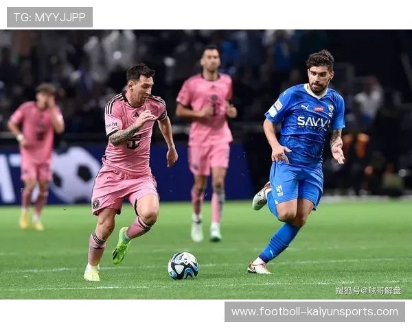 布努 10 扑救 + 76% 传球率封神！利雅得新月加时弑曼城创亚洲历史