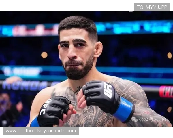 托普里亚：UFC 双冠王的精准预言与暴力美学